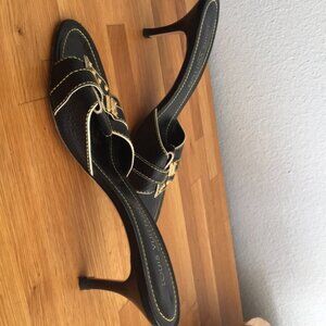Louis Vuitton black sandals sz 39 1/2